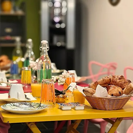 乐弗洛里安酒店 酒店